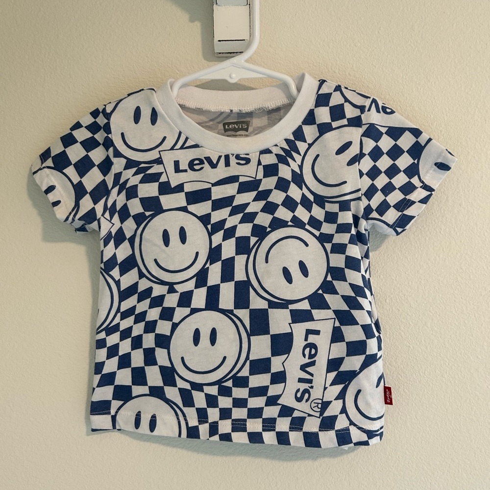Levi’s infant tshirt